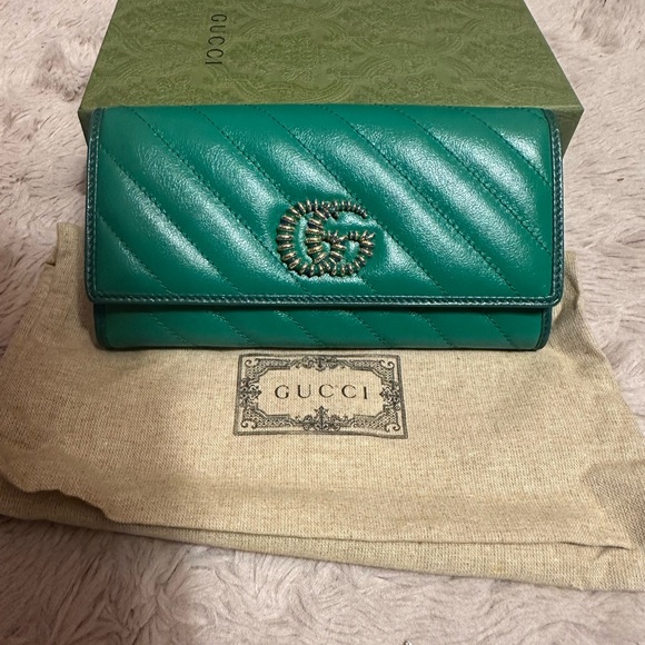 Brand new authentic Gucci gg long quilted leather wallet - Picture 6 of 11